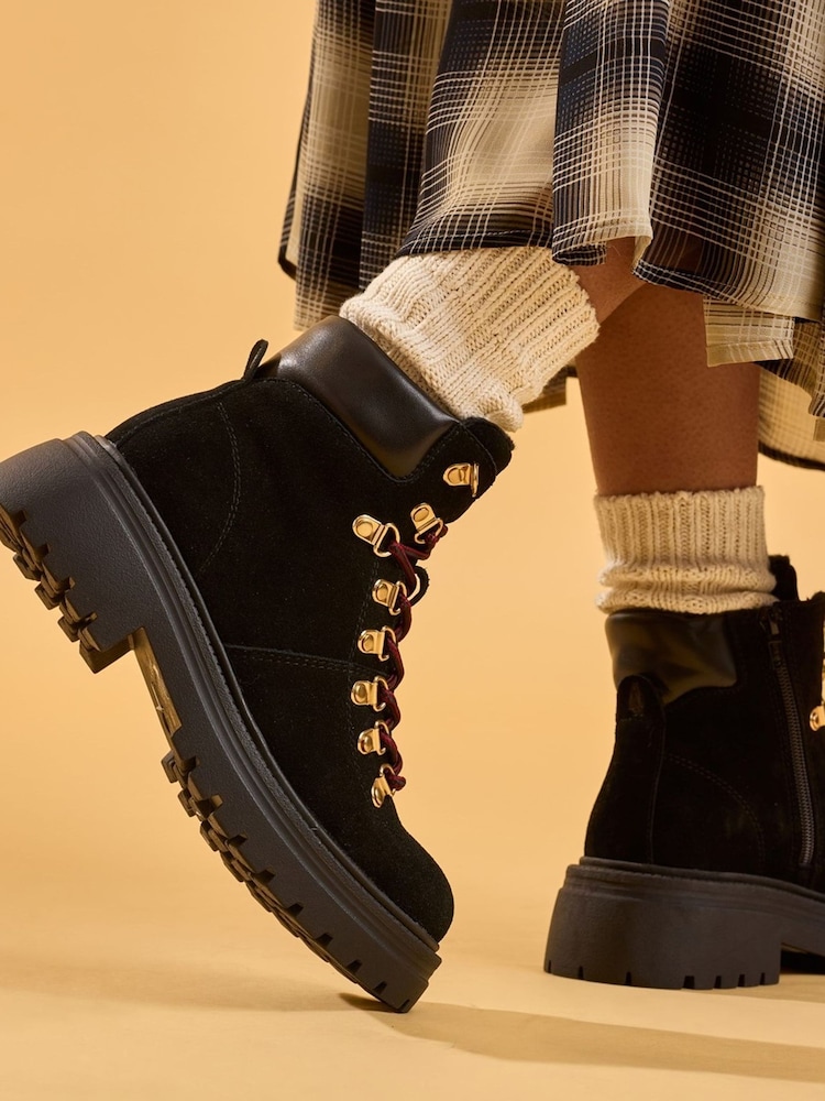 Hush Puppies Black Robyn Hiker Boots - Image 2 of 6 Hush Puppies Black Robyn Hiker Boots - Image 2 of 6