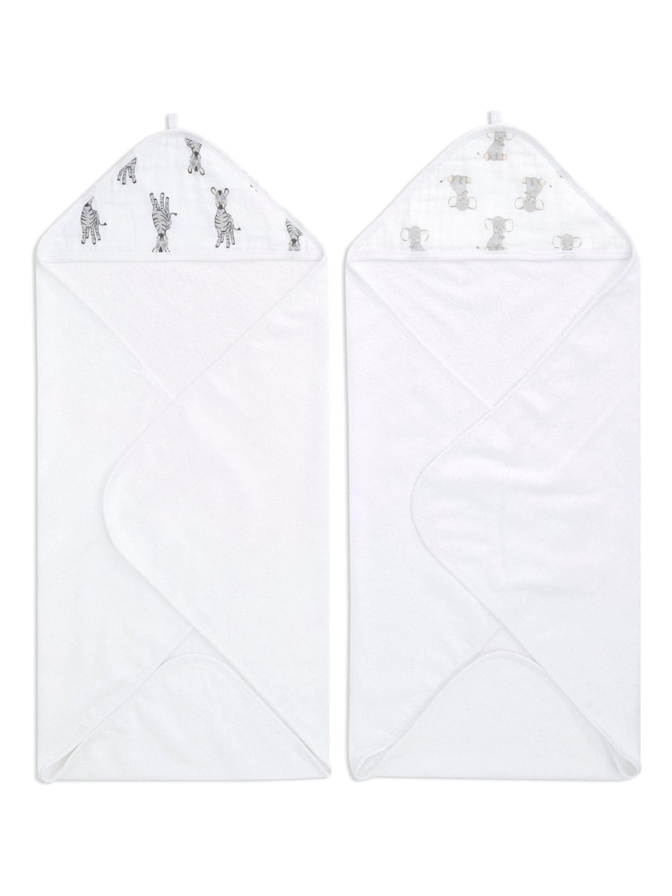 Komplet dveh brisač s kapuco aden + anais Essentials Safari Babes - Slika 1 iz 1 Komplet dveh brisač s kapuco aden + anais Essentials Safari Babes - Slika 1 iz 1