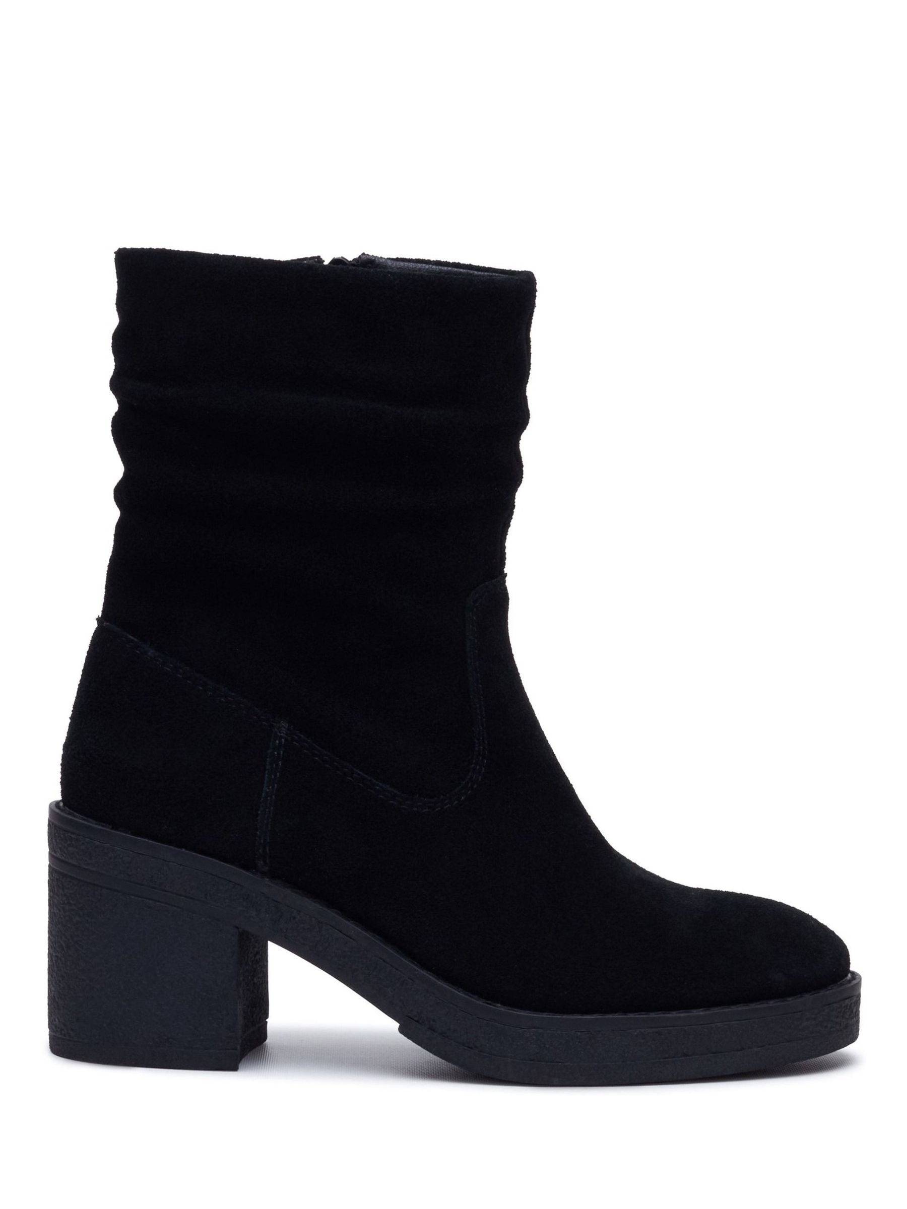 Hush Puppies Women's Flora Ruched Boot in Black | Size: 3 - Image 2