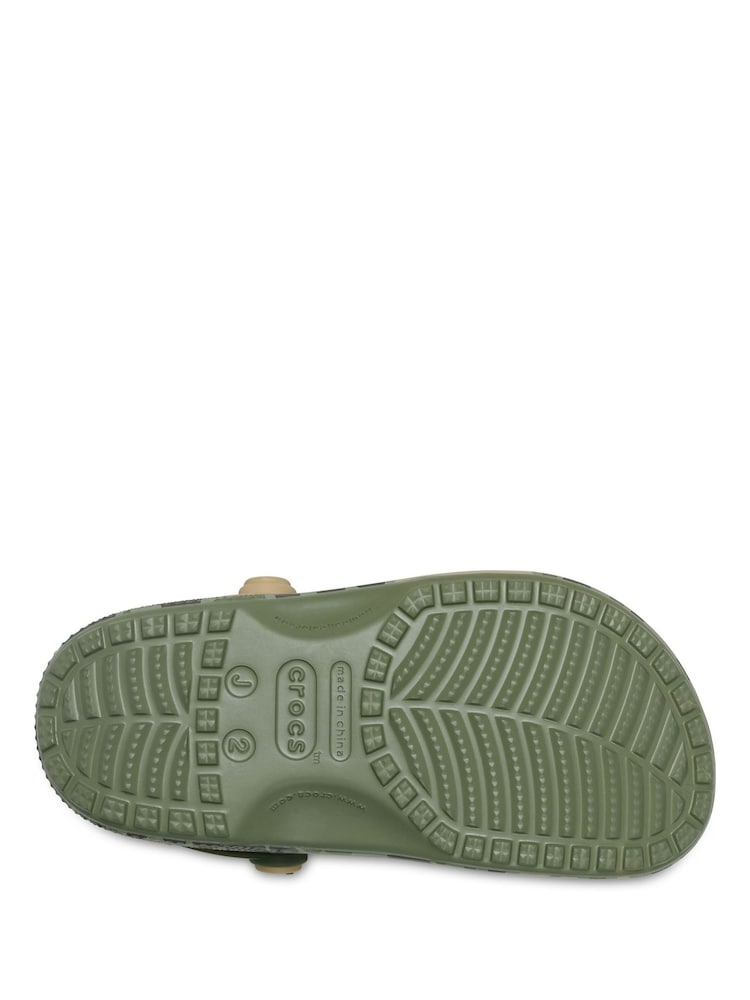 Crocs Green Kids Classic Strap-Back Camo Clogs - Image 5 of 5 Crocs Green Kids Classic Strap-Back Camo Clogs - Image 5 of 5