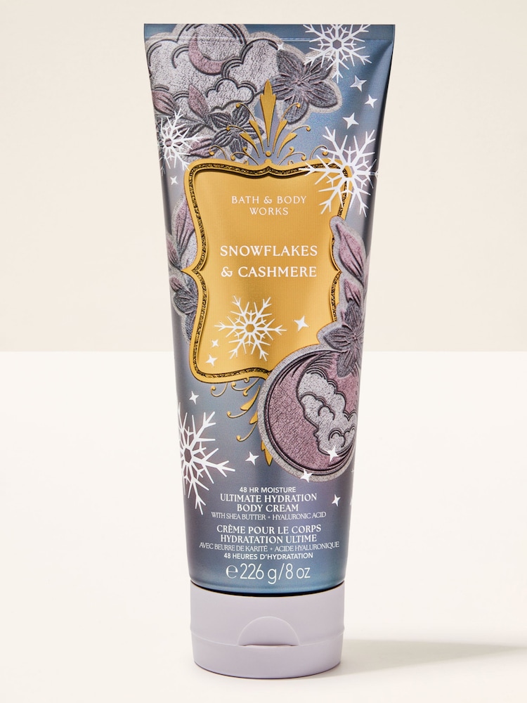 Bath & Body Works Snowflakes and Cashmere Ultimate Hydration Body Cream 226g - Image 1 of 2 Bath & Body Works Snowflakes and Cashmere Ultimate Hydration Body Cream 226g - Image 1 of 2