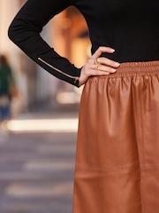 Sosandar Brown Elasticated Waist Faux Leather Skirt - Image 4 of 4