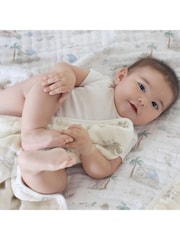 aden + anais White Rising Star Dream 100% Cotton Muslin Blanket - Image 4 of 4