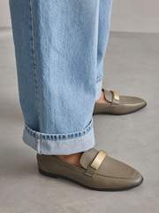 Kaki zelena - Usnje Forever Comfort® Slim Hardware mokasini - Slika 4 iz 11