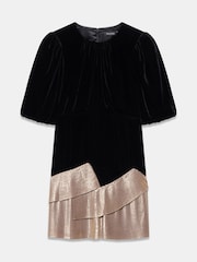فستان قصير أسود لامع من Mint Velvet - صورة 7 من 8