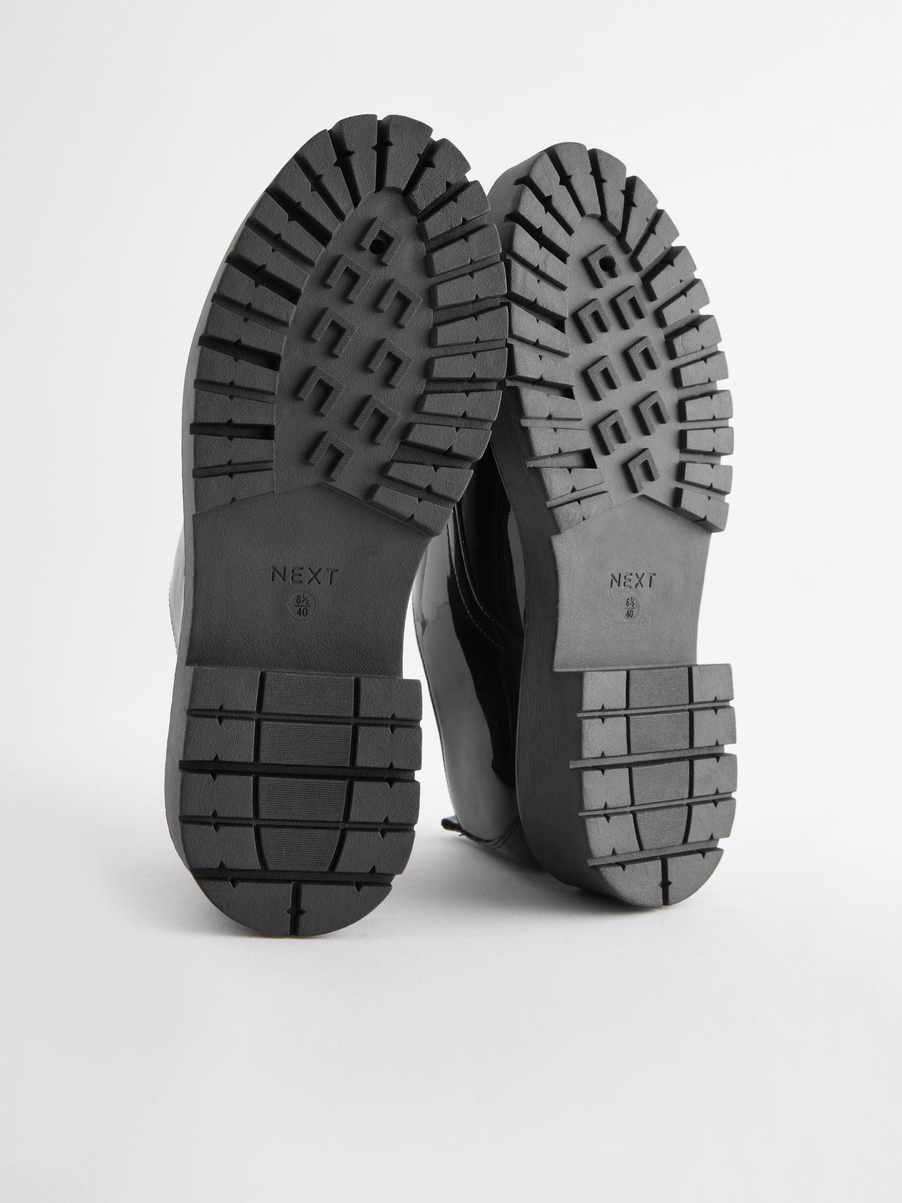 Przeglądaj Czarny - Patent Forever Comfort® Chunky Lace Up