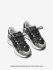 CLEENS Black/White Pulse Runner Trainers - Image 5 of 5