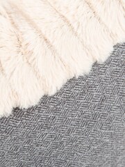 Scruffs Light Grey Ellen Dog or Cat Ring Donut Bed - Image 4 of 5