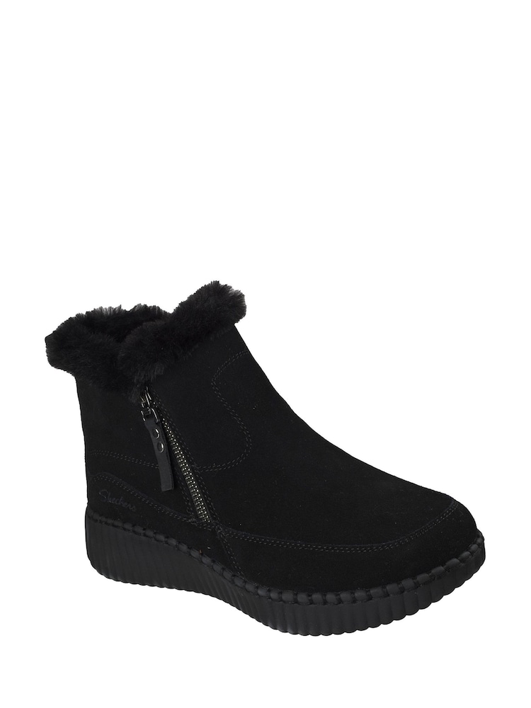 Skechers Black Wilshire BLVD Fresh Zip Ankle Boots - Image 2 of 3 Skechers Black Wilshire BLVD Fresh Zip Ankle Boots - Image 2 of 3