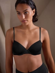 Schwarz - Microfibre & Lace Light Pad Ultimate Comfort Bra A-E - Image 1 of 8