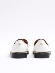 River Island White Laser Cut Tassle Loafers - Image 3 of 4