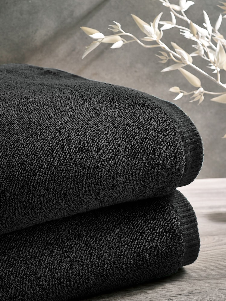 Black Luxury 100% Cotton Towel - Image 2 of 5 Black Luxury 100% Cotton Towel - Image 2 of 5