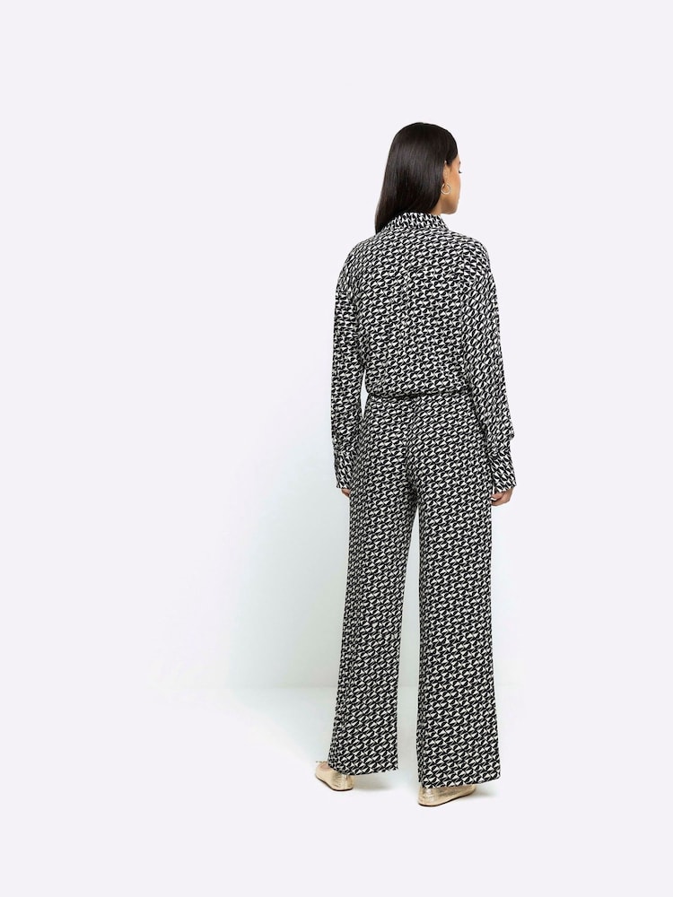 River Island Black Satin Geo Print Pull-On Trousers - Image 2 of 6