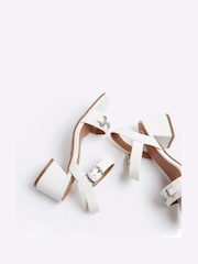 River Island White Snaffle Low Block Heeled Sandals - Image 4 of 4