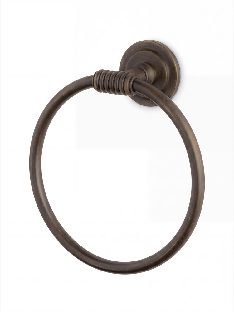 Brass Carolina Towel Ring - Image 4 of 4
