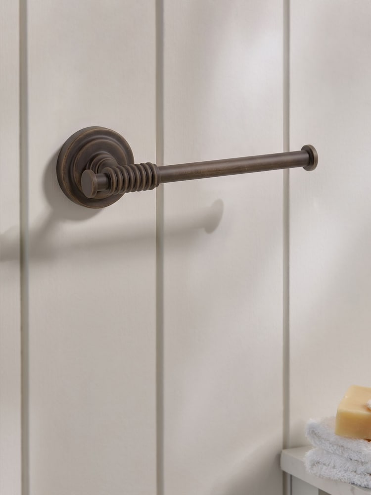 Brass Carolina Toilet Roll Holder - Image 2 of 4