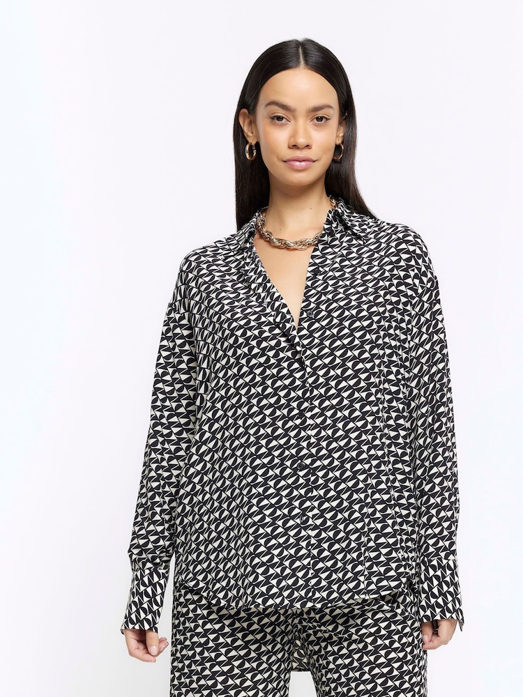 River Island Black Oversized Geometric Shirt - Image 1 of 6 River Island Black Oversized Geometric Shirt - Image 1 of 6