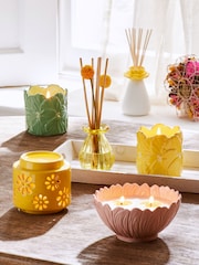 Green Single Wick Springtime Scented Floral Ceramic Candle - Image 2 of 3
