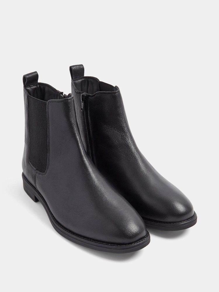 Evans Black Extra Wide Fit Leather Chelsea Boots - Image 4 of 4 Evans Black Extra Wide Fit Leather Chelsea Boots - Image 4 of 4