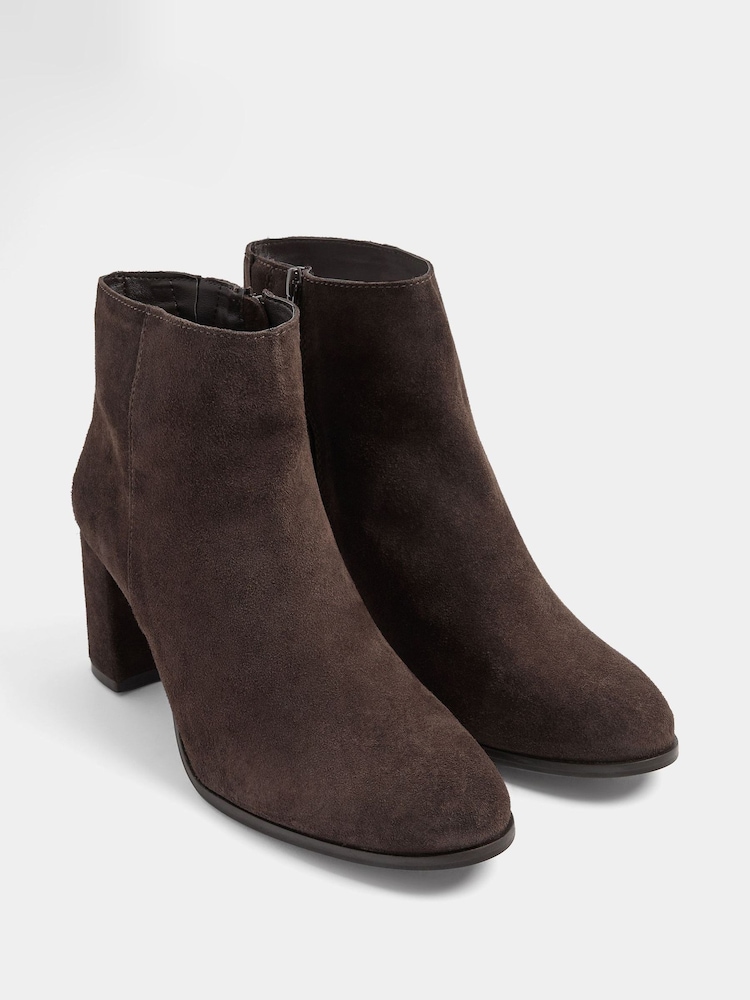 Evans Brown Extra Wide Fit Suede Shoe Boots - Image 2 of 4 Evans Brown Extra Wide Fit Suede Shoe Boots - Image 2 of 4