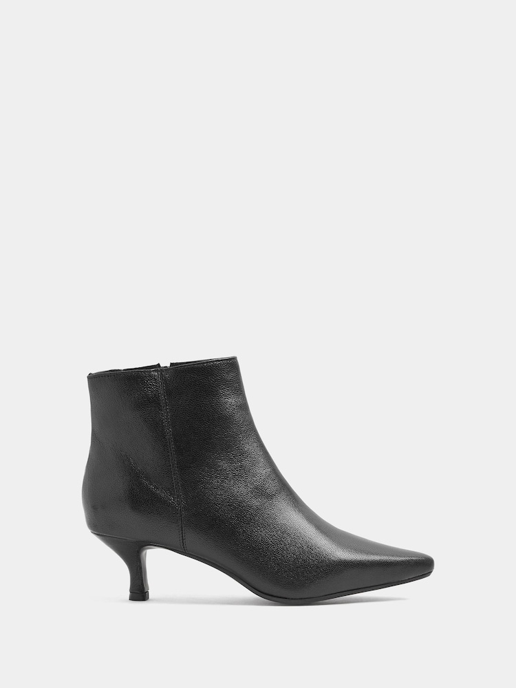 Evans Black Wide Fit Suede Kitten Heel Pointed Boots - Image 2 of 5 Evans Black Wide Fit Suede Kitten Heel Pointed Boots - Image 2 of 5