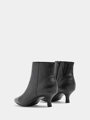 Evans Black Wide Fit Suede Kitten Heel Pointed Boots - Image 4 of 5