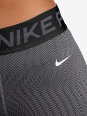 Nike Black Dri-FIT Pro Mid Rise 3 Printed Shorts - Image 4 of 4