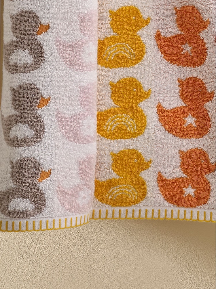 Yellow Duck Towel 100% Cotton - Image 2 of 4 Yellow Duck Towel 100% Cotton - Image 2 of 4