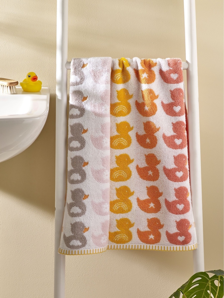 Yellow Duck Towel 100% Cotton - Image 4 of 4 Yellow Duck Towel 100% Cotton - Image 4 of 4