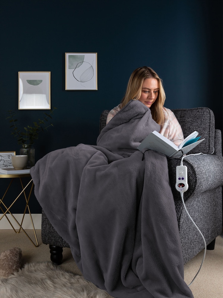 Slumberdown Grey Elegantly Warm Luxury Heated Throw 9 Settings Elegantly Warm Luxury Heated Throw - Image 1 of 4