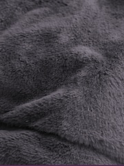 Slumberdown Grey Elegantly Warm Luxury Heated Throw 9 Settings Elegantly Warm Luxury Heated Throw - Image 3 of 4