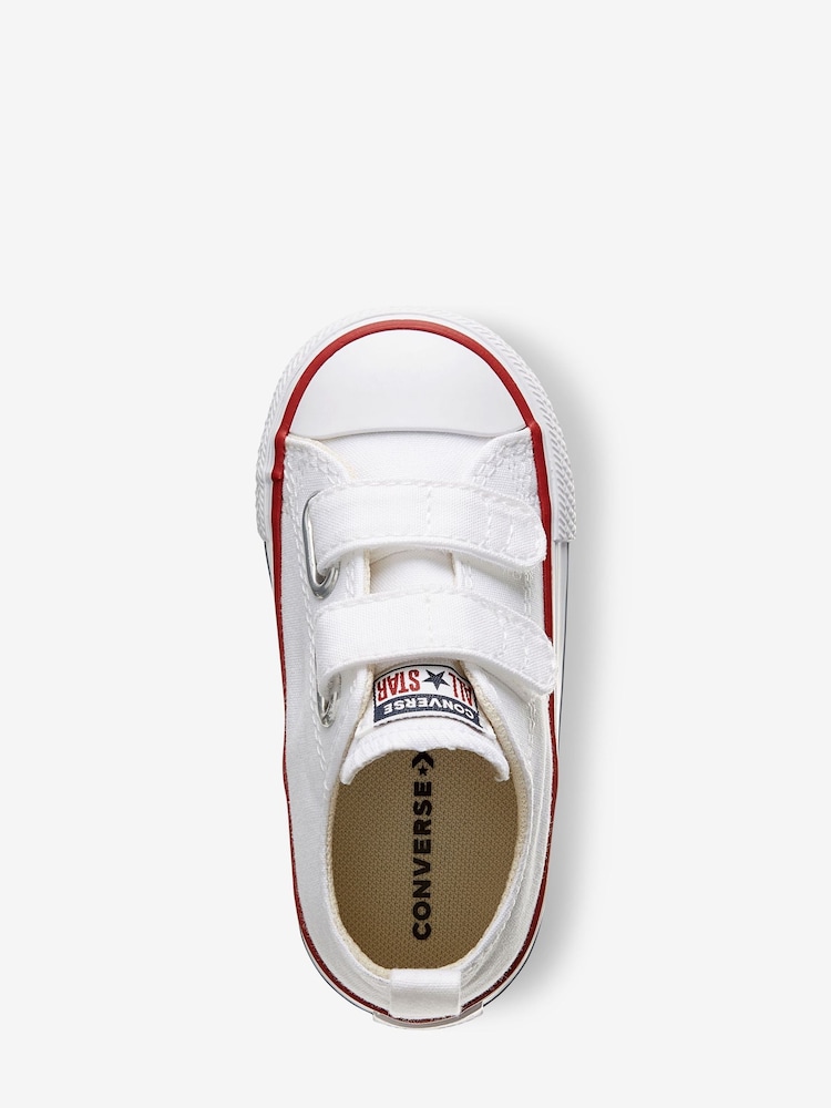 Converse White Chuck Taylor 2V Infant Trainers - Image 3 of 5