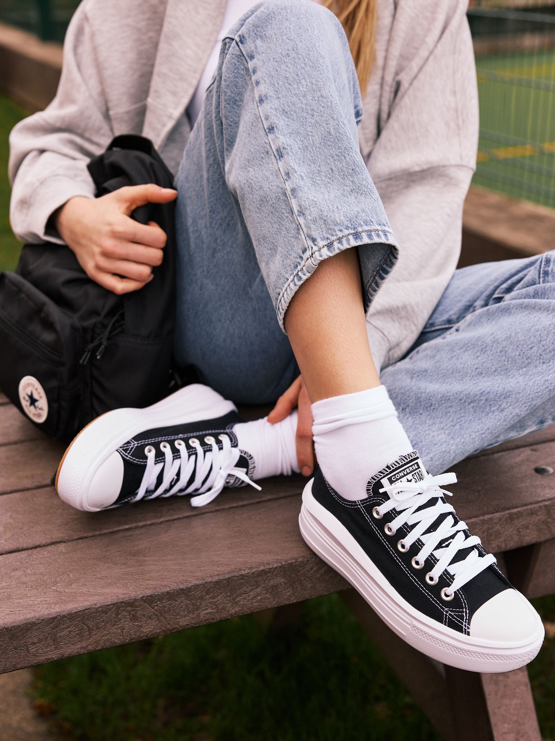 Black platform converse best sale