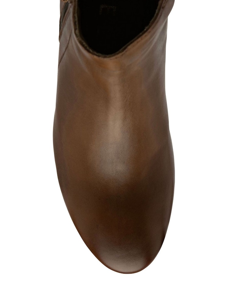 Ravel Brown Leather Heeled Ankle Boots - Image 4 of 4