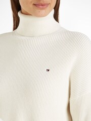 Pull Tommy Hilfiger blanc à col cheminée - Image 3 de 6