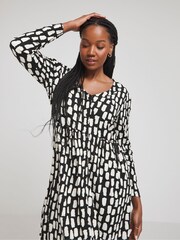 Simply Be Black Mono Print Waffle Button Up Midi Dress - Image 3 of 5