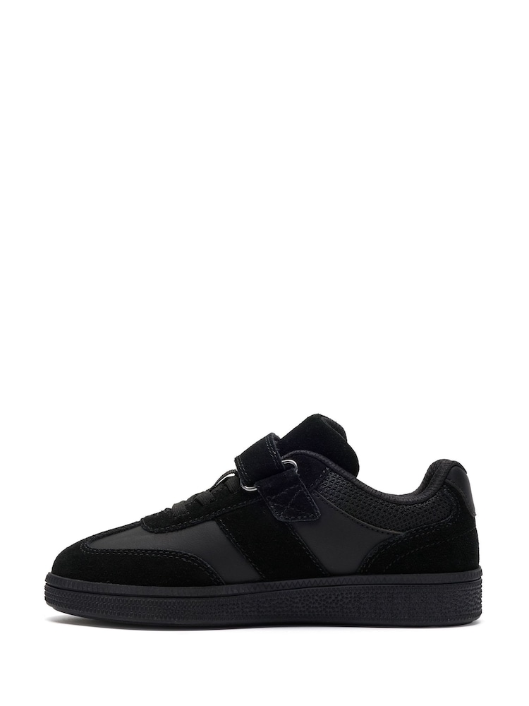 Clarks Black Cypress Step Trainers - Image 2 of 6 Clarks Black Cypress Step Trainers - Image 2 of 6