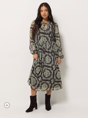 PixieGirl Petite Floral Tie Neck Tiered Midi Dress - صورة 2 من 6