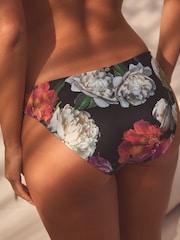 Schwarz/rot mit Blumenmuster - Bikinihose mit Print - Image 4 of 6