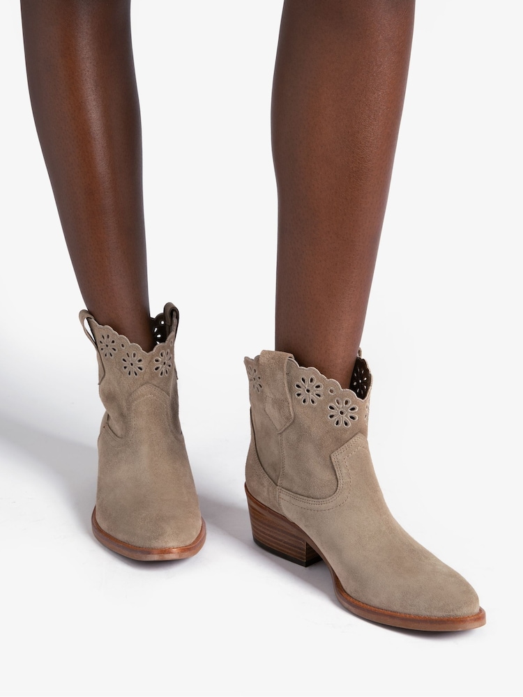 Penelope Chilvers Cream Cali Broderie Suede Cowboy Boots - Image 5 of 5