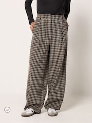 PixieGirl Petite Brown Check Tie Waist Shacket & Trousers Set - Image 4 of 6