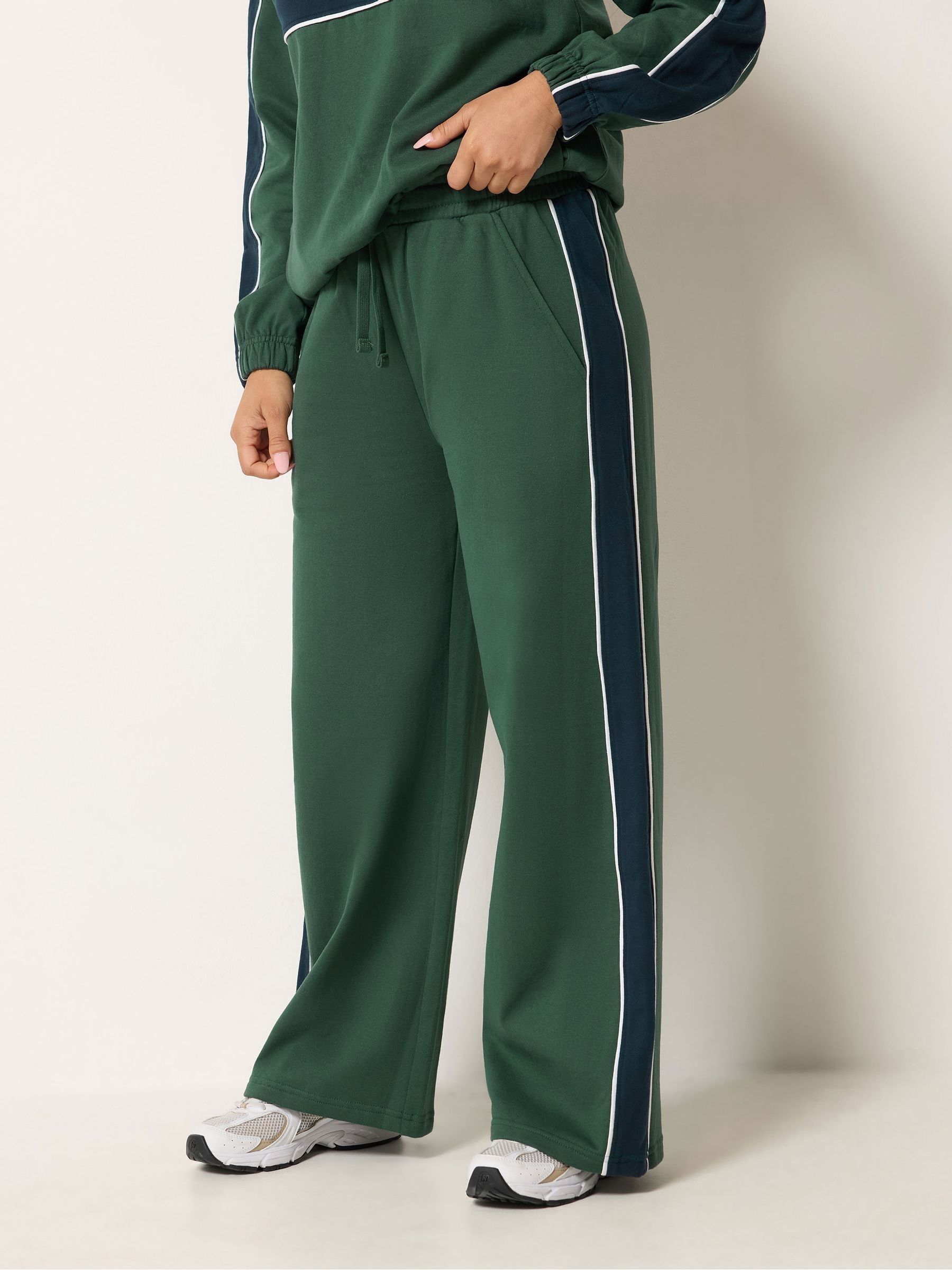 Pixiegirl Petite Women's Green Colour Block Joggers - Image 1