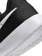 Nike Black/White Youth Tanjun GO Trainers - Image 11 of 11