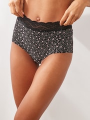 Black/Pink Heart Print Full Brief Lace Knickers 4 Pack - Image 2 of 8