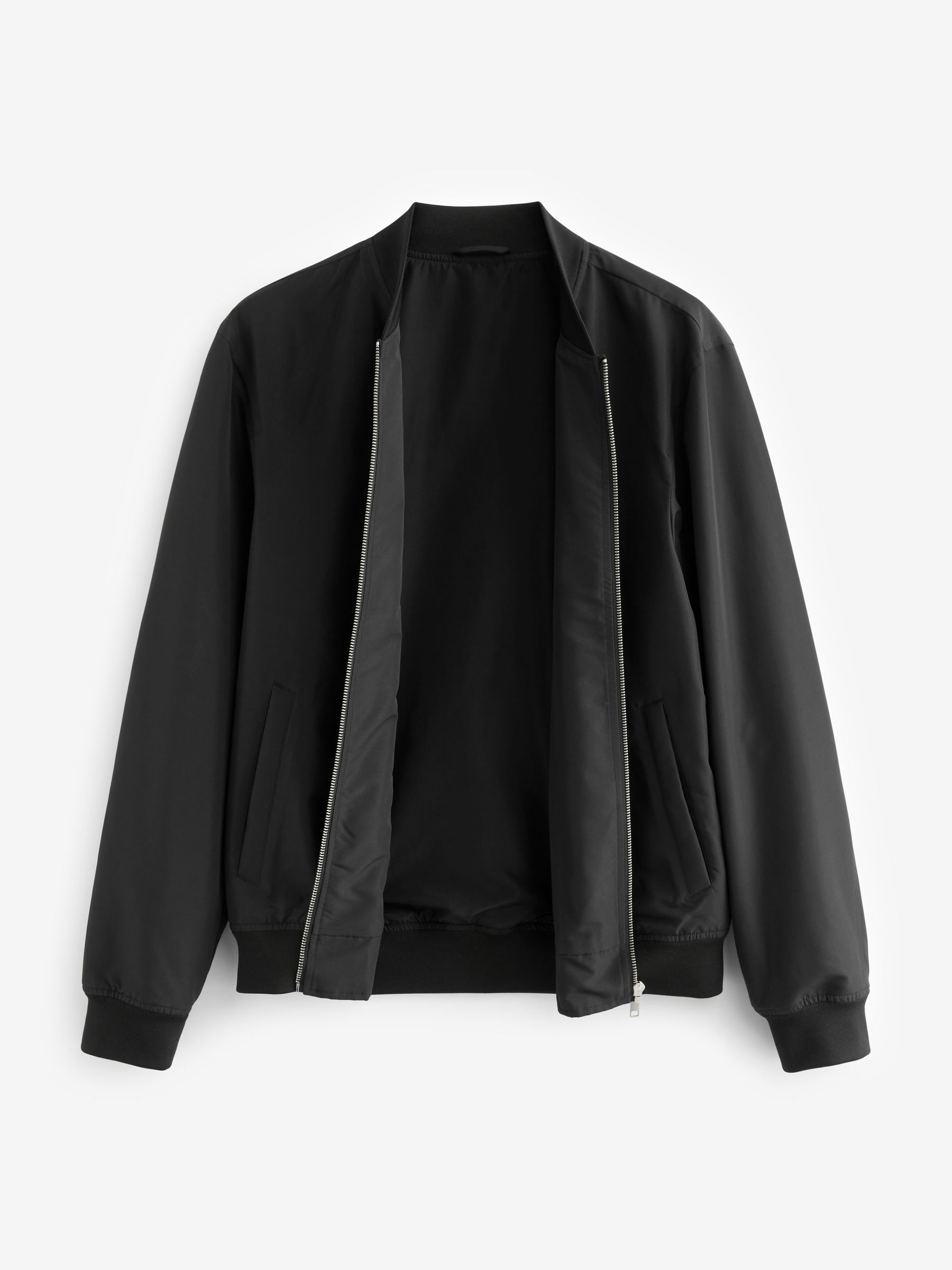 Next：日本 ブラック - 小雨防水 ボンバージャケット from Next Japan