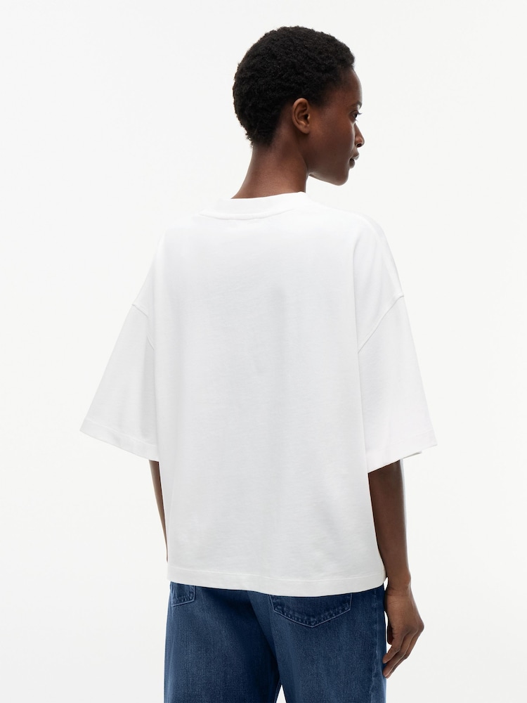 Tommy Hilfiger Natural Crest Relaxed Oversized T-Shirt - Image 2 of 7 Tommy Hilfiger Natural Crest Relaxed Oversized T-Shirt - Image 2 of 7