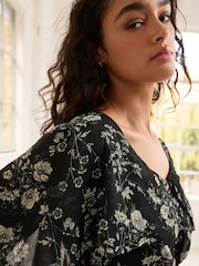 Monochrome Floral Ditsy Cape Long Sleeve Mini Dress - Image 4 of 6