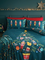 Catherine Lansfield Christmas Nutcracker Reversible Duvet Cover Set - Imagem 1 de 4