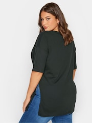 Schwarz, Weiß - Yours Curve T-Shirt mit geschlitztem Saum - Bild 3 von 4
