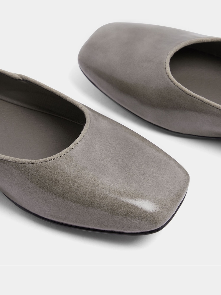 Yours Curve Grey Dipped Top Line Ballet Pumps - Image 5 of 5